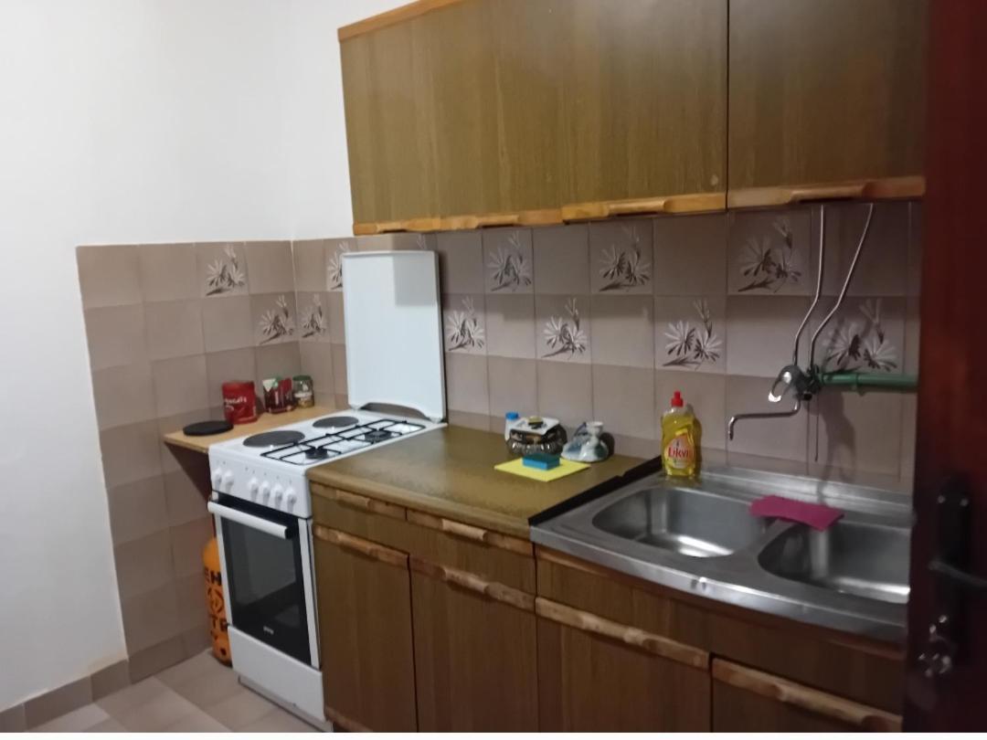 Sara Apartments Будва Екстер'єр фото